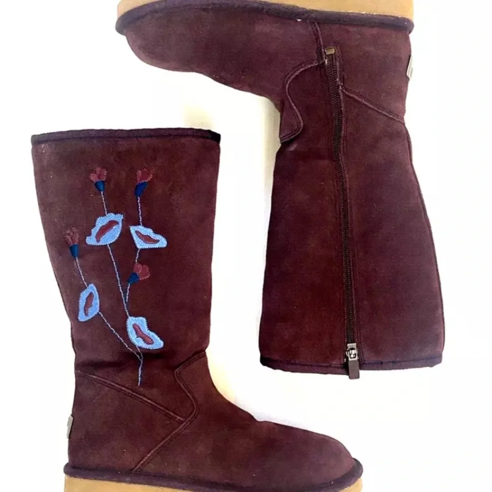 UGG *AUSTRALIA* Embroidered Floral Tall Boots‎ Purple Eggplant SZ 5 Juliette Zip